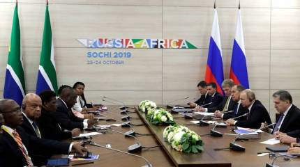 Пресс-секретарь президента РФ: Представители африканской миссии по Украине смогут пообщаться с Путиным на саммите Россия - Африка