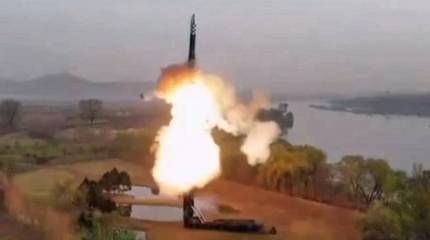 КНДР осуществила второй пуск новой твердотопливной межконтинентальной баллистической ракеты Hwasong 18