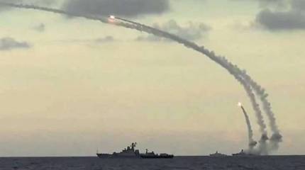 ВМС Украины предупреждает о высокой опасности ракетных ударов, Россия вывела в Чёрное море носители «Калибров»