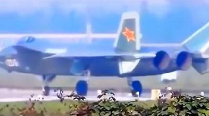 Заявлено, что Су-30 ВВС Индии неоднократно отслеживали "невидимку" J-20 ВВС КНР