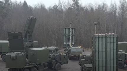 «Перевооружение началось»: Зенитный ракетный комплекс С-350 «Витязь» пошёл в войска