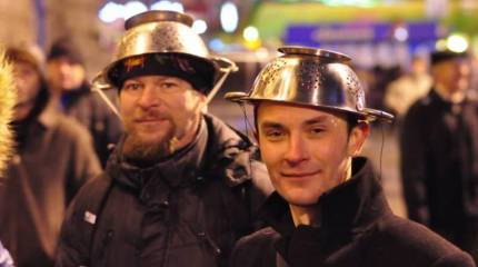 Страшнее России только прекращение финансирования Киева. Хотя и Россия — тоже очень страшно