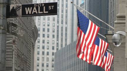 Храните демократию в американских банках