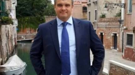 Племянник главы государства создаёт свою партию и не видит альтернативы Владимиру Путину