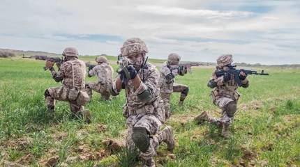 Американский писатель: Иран – это Россия Ближнего Востока, если он падёт, весь регион окажется под влиянием Запада