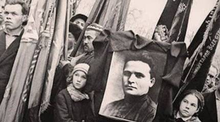 Выстрел в Смольном