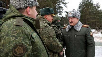 «Общее дело делаем»: Лукашенко прибыл на полигон на западе Белоруссии, где находится совместная группировка войск ВС РБ и ВС России