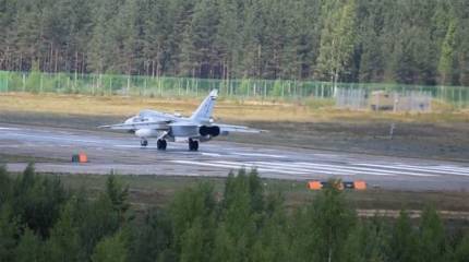 Испанцы комментируют кадры полёта Су-24 близ авианосца "Juan Сarlos I" на Балтике