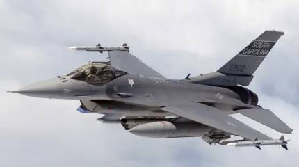 Британское издание назвало основные угрозы для истребителей F-16 в случае их появления в зоне украинского конфликта