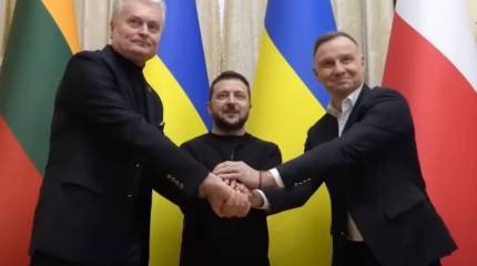 Politico: Европейским чиновникам рекомендуют соблюдать определенный дресс-код в ходе визитов в Киев