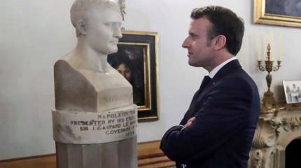 Макрон желает войти в историю как полководец, «спасший» Украину - СВР России