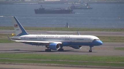 У самолёта вице-президента США возникли технические проблемы, рейс экстренно отменили