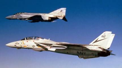 Как F-14 сбил F-4? Что ему за это было
