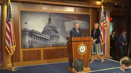 Группа сенаторов США призывает приравнять возможное применение Россией тактического ядерного оружия на Украине к нападению на НАТО