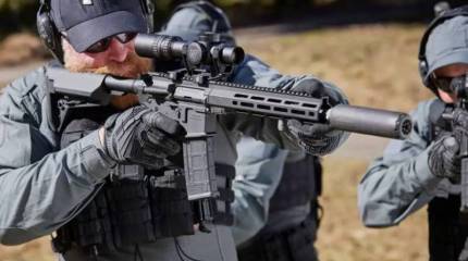 «Для оценки полезности оружия»: ВСУ получили штурмовые винтовки ACAR из Австралии