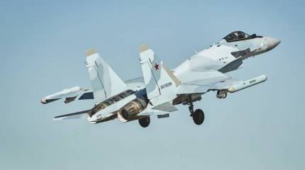 Партия новых серийных истребителей Су-57 и Су-35С поступила в войска