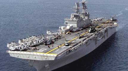 На Ближнем Востоке ВМС США готовятся применить дальнобойные боеприпасы AGM-154