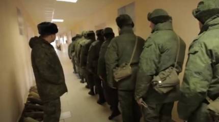 Медиаэксперт: Поправки к закону о мобилизации скорее не для всеобщего призыва, а наведения порядка в срочной службе