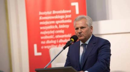 Экс-президент Польши: Если настаивать на отставке Лукашенко, к власти в Беларуси могут прийти пророссийские силы