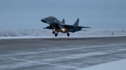 Сформированный в составе Северного флота новый смешанный авиакорпус прикрыл Севморпуть