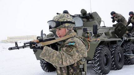 Женщины в вооруженных силах Казахстана (фото)