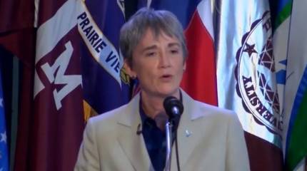 США пообещали показать противникам свою силу в космосе