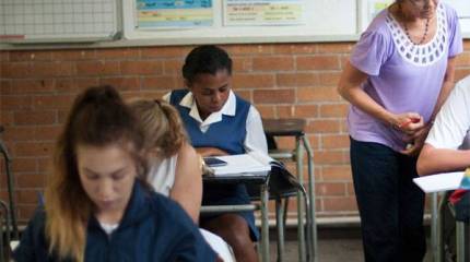 Как необразованные женщины мешают мировой экономике. Доклад Всемирного банка