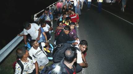 Фон дер Ляйен призвала открыть больше путей для миграции в Евросоюз