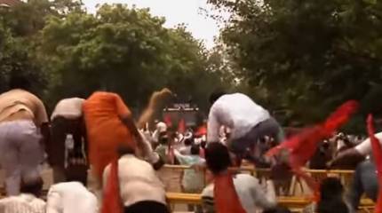 В Индии начались столкновения на религиозной почве, есть жертвы