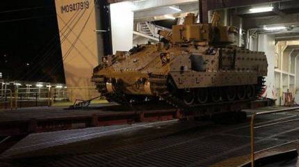 Американская броня едет "на защиту" пустеющих стран Балтии