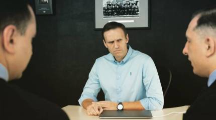 «Вытер ноги о тех, кто спасал его жизнь»: российские соцсети комментируют обвинения Навального в адрес омских врачей