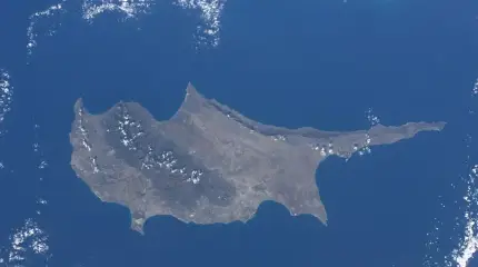 США призвали своих граждан покинуть Кипр и 15 государств Ближнего Востока