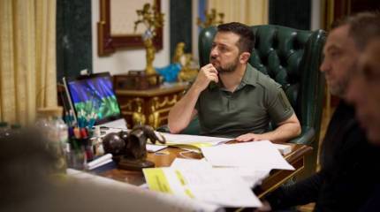 «Работаем над созданием мобильных пунктов электропитания»: Зеленский провел экстренное совещание по безопасности на объектах энергообеспечения