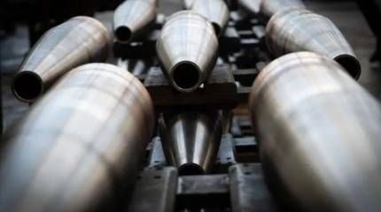 «Достигнем полного самообеспечения по снарядам»: Польша расширяет производство боеприпасов