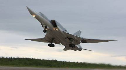 35 лет назад в воздух впервые поднялся грозный ракетоносец Ту-22М3