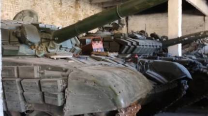 В Минобороны РФ показали брошенные ВСУ и нацбатами под Киевом оружие и технику