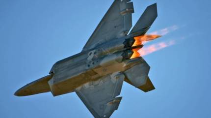 F-22 Raptor: высший пилотаж истребителя 5-го поколения