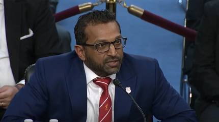 В сенате США произошла перепалка с участием директора ФБР