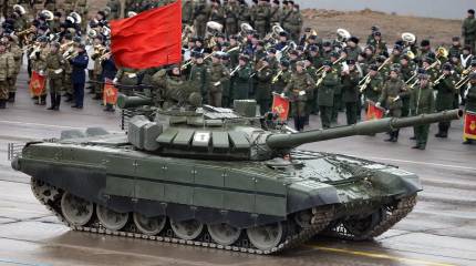 Очередной миф: вместо динамической защиты на бортах наших танков стоит текстолит