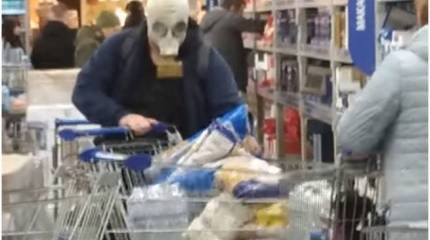 Паника в мире: идиотизм эффективнее коронавируса в тысячи раз