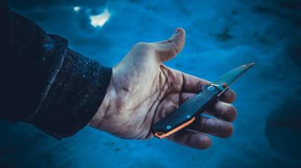 В Татарстане подросток напал с ножом на сотрудницу охраны лицея