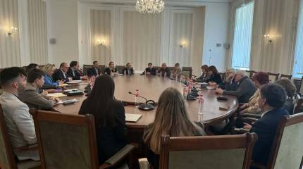 Урсула напряглась: Партия Радева впереди после подсчёта трети голосов в Болгарии