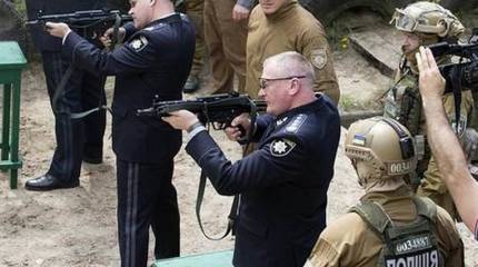 Нацполиция Украины перевооружается на пистолеты-пулемёты Heckler & Koch МР-5