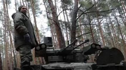 Минобороны показало работу российского танка и БМПТ «Терминатор» по уничтожению группы ВСУ