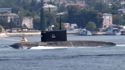 Босфор пройден: наносившая удары по боевикам ИГ субмарина ВМФ РФ возвращается к берегам Сирии