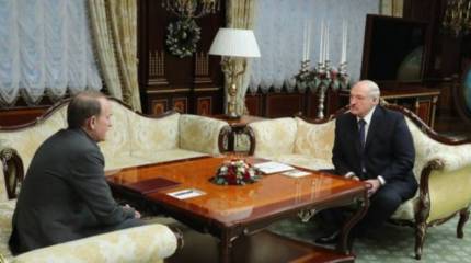 Лукашенко: Недоразумение на Донбассе надо заканчивать