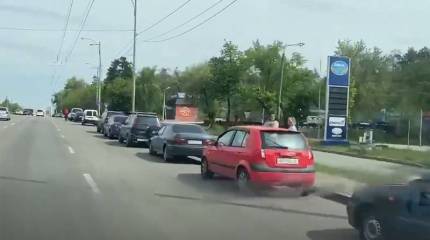 Министр экономики Украины: Бензина в стране осталось максимум на пять суток