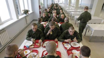 Compre tanques y alimentos enlatados. La colocación de órdenes militares será Rosoboronpostavka