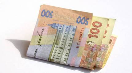 Нацгвардейцы получили пластиковые карты вместо продуктов питания