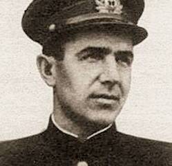 В истории флота не должно быть забытых героев